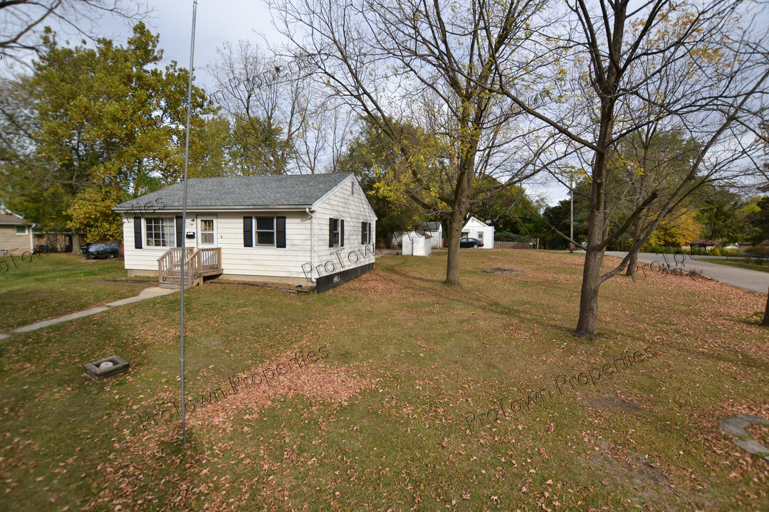 2123 Hanover St in Joliet, IL - Building Photo