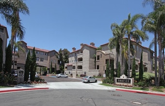 Axiom La Jolla in San Diego, CA - Foto de edificio - Building Photo