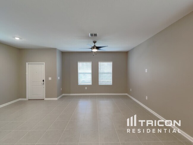 733 Honeyrock St in Debary, FL - Building Photo - Building Photo