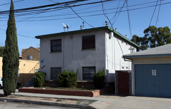 1062 Termino Ave in Long Beach, CA - Building Photo - Building Photo