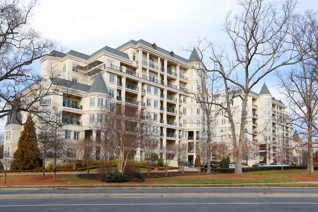 Rosewood Condominiums in Charlotte, NC - Foto de edificio