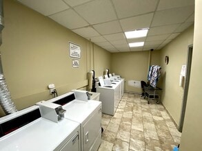 839 W Sheridan Rd in Chicago, IL - Foto de edificio - Building Photo