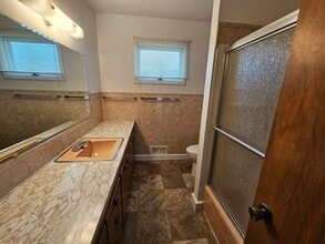 2123 Catherine Dr in Bismarck, ND - Building Photo - Building Photo