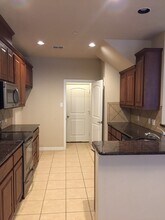 243 Sherburne St in Lewisville, TX - Building Photo - Building Photo