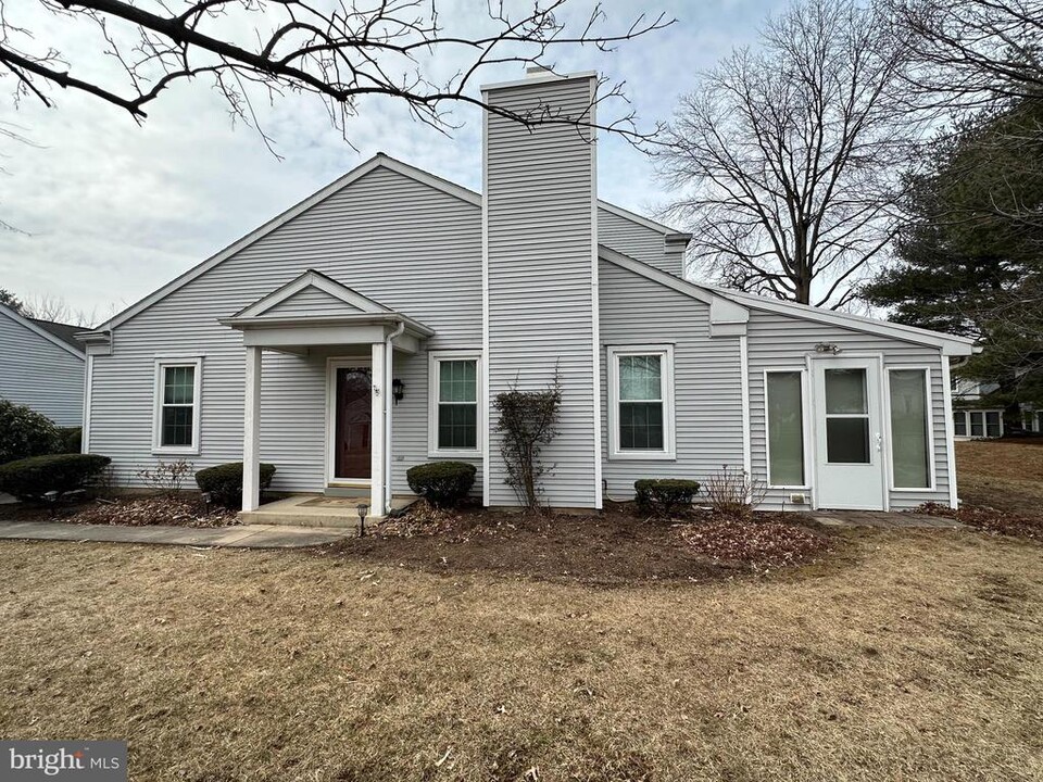 1901 Wexford Rd in Palmyra, PA - Building Photo