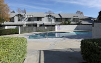 1380 W 48th St in San Bernardino, CA - Foto de edificio - Building Photo