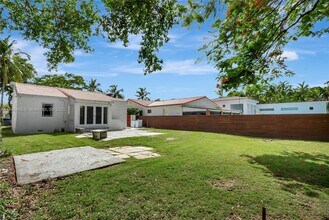 347 SW 31st Rd in Miami, FL - Building Photo - Building Photo