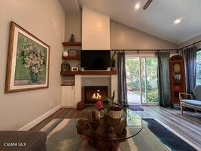 816 Vista Arriago in Camarillo, CA - Building Photo - Building Photo