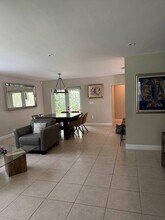 1202 Ferdinand St in Coral Gables, FL - Building Photo - Building Photo