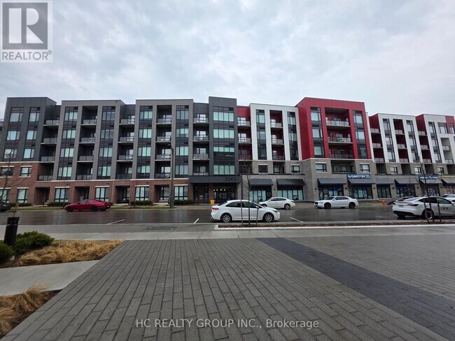 3265 Carding Mill Trail in Oakville, ON - Building Photo - Building Photo