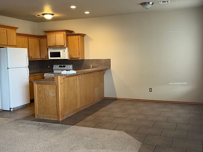 101 E St in Elgin, OK - Building Photo - Building Photo