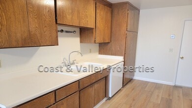 746 Leese Dr in Salinas, CA - Building Photo - Building Photo