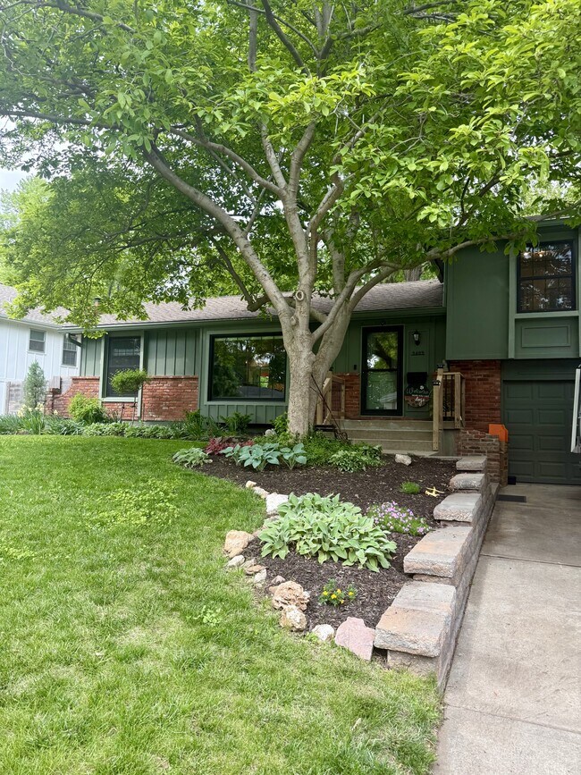 property at 9409 Sturgeon St