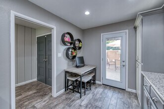 7560 N Charles Ave in Fresno, CA - Building Photo - Building Photo