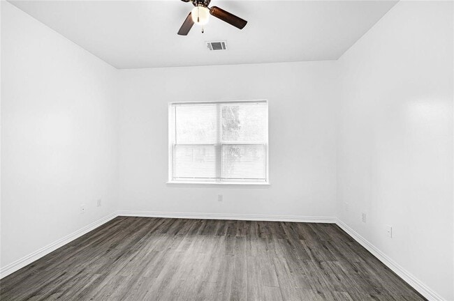 property at 6122 W Mt Houston Rd