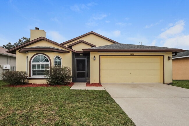 property at 1414 Londra Ln