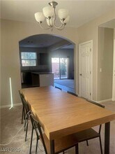 242 Botanic Gardens Dr in Las Vegas, NV - Building Photo - Building Photo