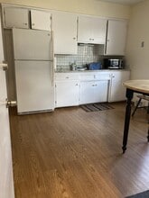 19562 Hilliard Blvd in Rocky River, OH - Building Photo - Building Photo