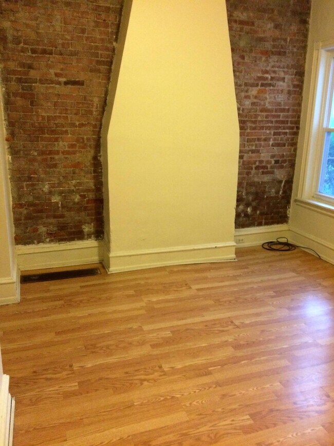 3104 Kennett Sq in Pittsburgh, PA - Building Photo - Building Photo