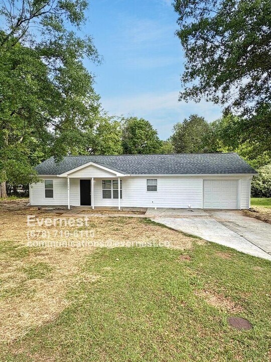 1246 Claywill Cir in Monroe, GA - Building Photo