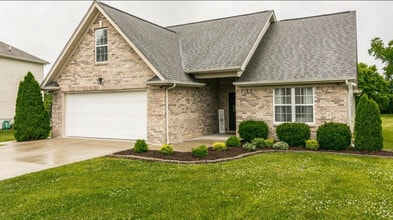 1015 Monticello Pl in Gallatin, TN - Building Photo - Building Photo