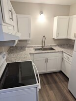 307 W Main St, Unit 1 Apartamentos