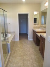 13507 Blue Lace tr in San Diego, CA - Building Photo - Building Photo