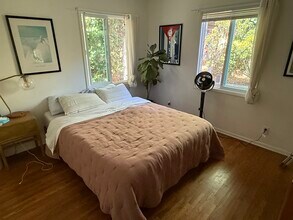 1927 11th St, Unit C in Santa Monica, CA - Building Photo - Building Photo