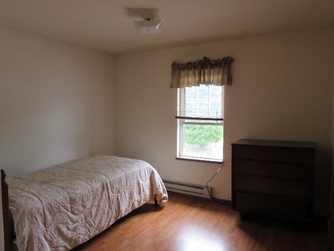 4537 Piedmont Rd in Huntington, WV - Building Photo - Building Photo