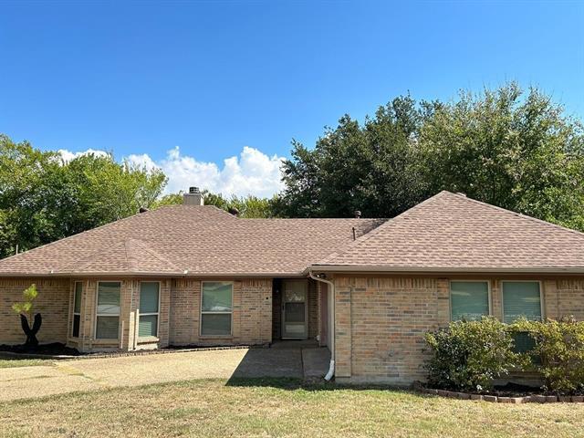 property at 200 Douglas Dr