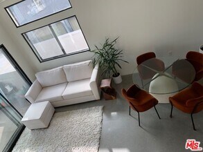 2241 Hyperion Ave in Los Angeles, CA - Building Photo - Building Photo