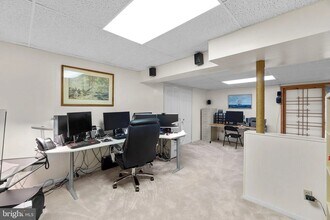 11633 Sun Cir Way in Columbia, MD - Building Photo - Building Photo