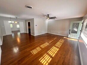 2011 Howard Dr in Winter Park, FL - Building Photo - Building Photo