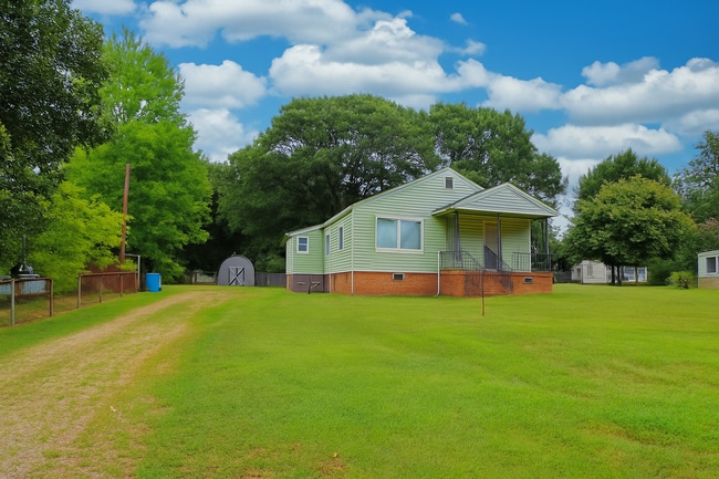 property at 200 Tomberlin Rd