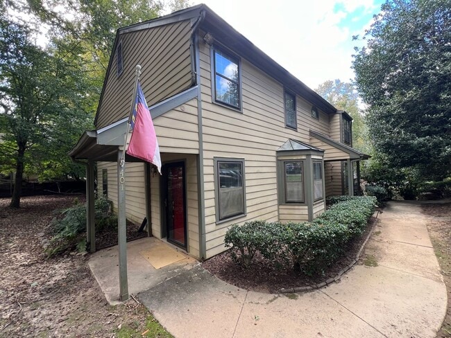 property at 401 Broad Leaf Cir