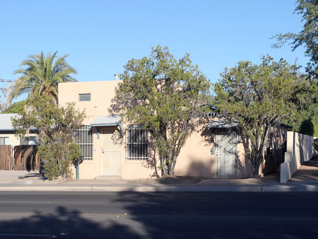 1132-1134 N Euclid Ave in Tucson, AZ - Building Photo - Building Photo