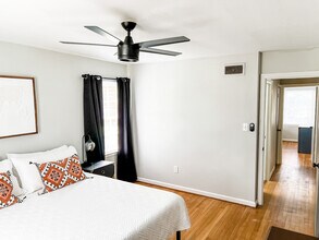 21 Berkley Pl in Savannah, GA - Building Photo - Building Photo