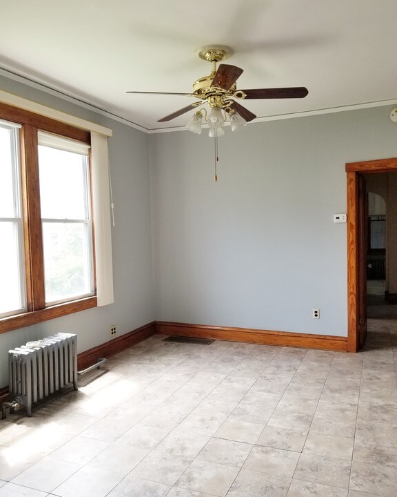 1918 S Shelby Ct in Chicago, IL - Building Photo