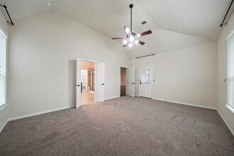 8132 Tranquil Lake Way in Conroe, TX - Building Photo - Building Photo