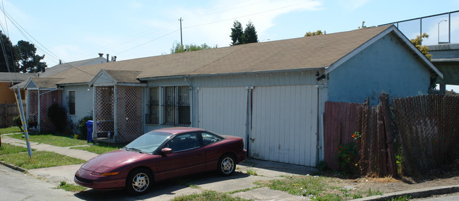 1307-1309 Monterey St in Richmond, CA - Foto de edificio - Building Photo