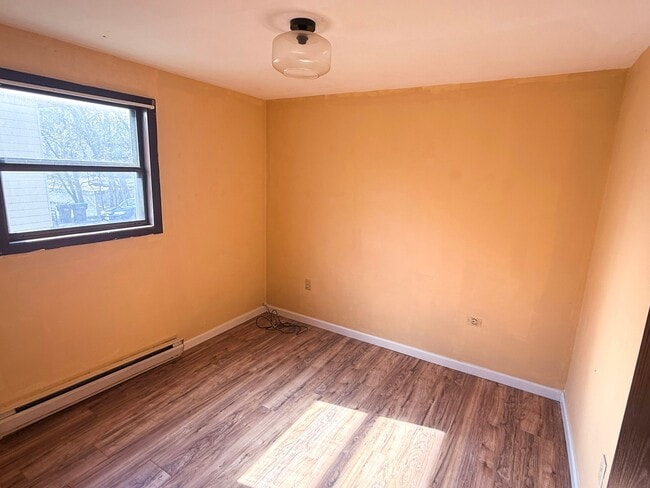 7 Maria Manor, Unit 2 in Binghamton, NY - Building Photo - Building Photo