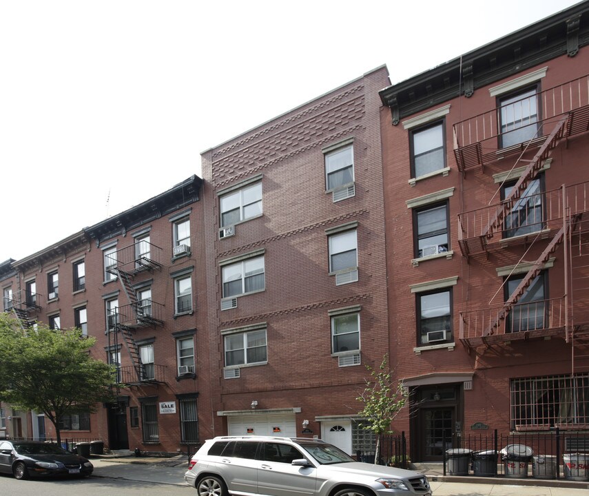 194 Sackett St in Brooklyn, NY - Building Photo