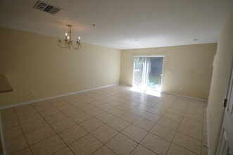 225 Sterling Springs Ln in Altamonte Springs, FL - Building Photo - Building Photo