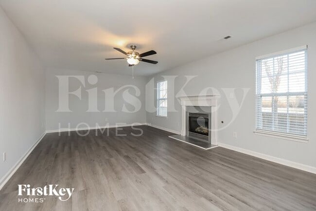 2260 Hayward Ln in Spring Hill, TN - Building Photo - Building Photo