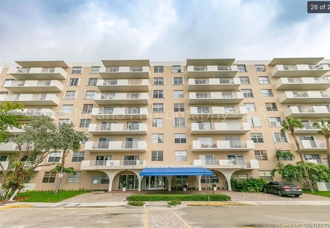 property at 1455 N Treasure Dr