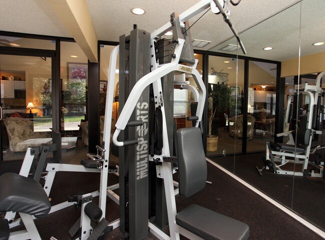 Terrace Oaks & Olde Battleground in Greensboro, NC - Foto de edificio - Interior Photo