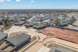 7621 Wildflower Way in Oklahoma City, OK - Building Photo - Building Photo