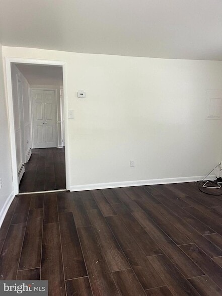 218 Elizabeth St in Bordentown, NJ - Building Photo - Building Photo