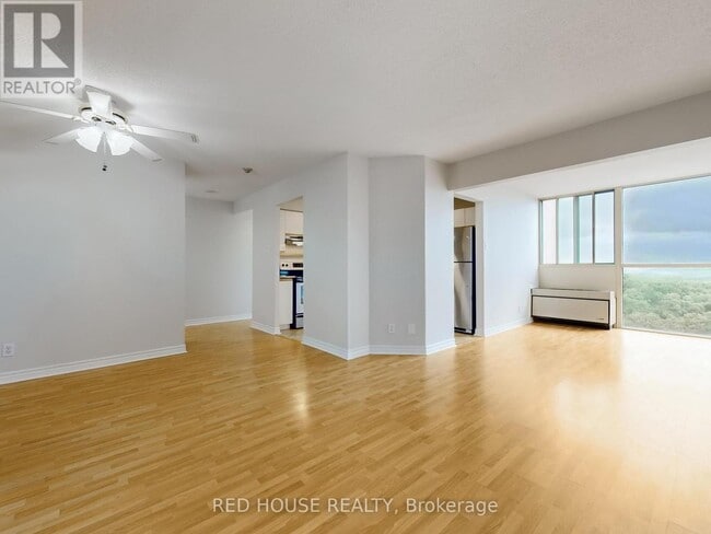 property at 41-941 Markbrook Ln