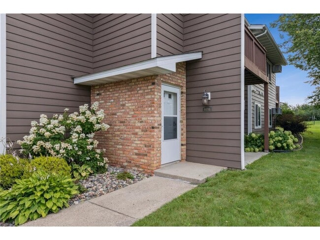 4478 Cinnamon Ridge Trail in Eagan, MN - Building Photo - Building Photo
